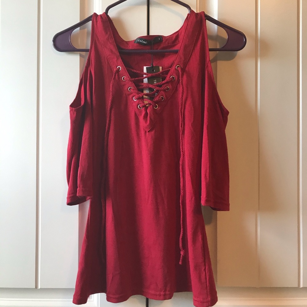 Off the shoulder, red top, small